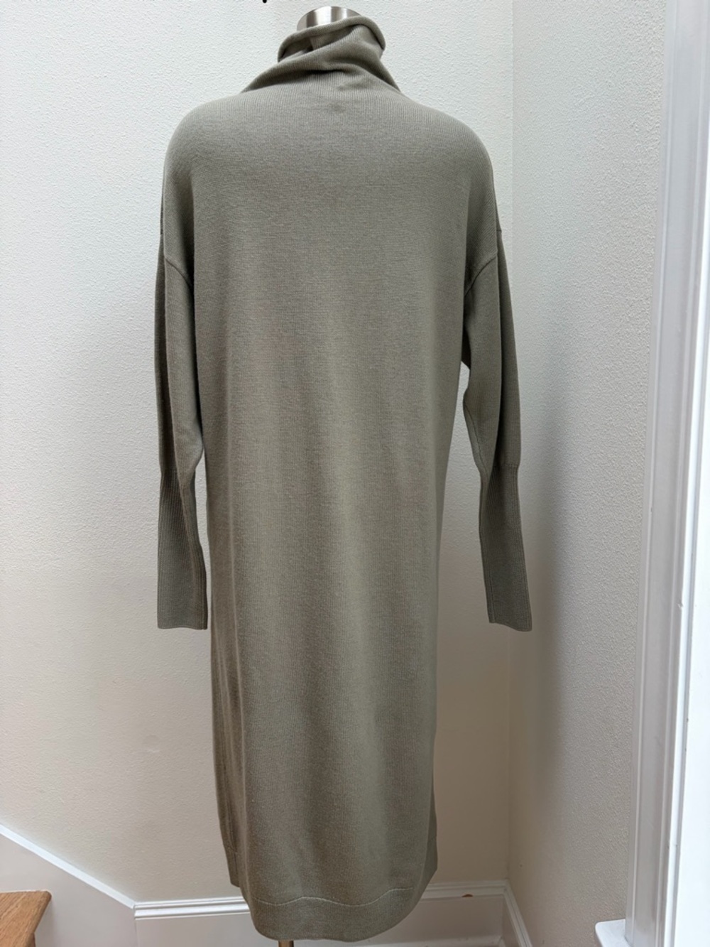 Aritzia Wilfred Sweater Dress Turtleneck Long Sleeve Midi Wool Green Size Small - Picture 6 of 10
